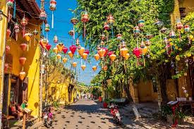 Những Địa Điểm Du Lịch Nổi Tiếng Ở Việt Nam Tốt Nhất 2024 5 Những Địa Điểm Du Lịch Nổi Tiếng Ở Việt Nam Tốt Nhất 2024 - Đô Thị Cổ Hội An