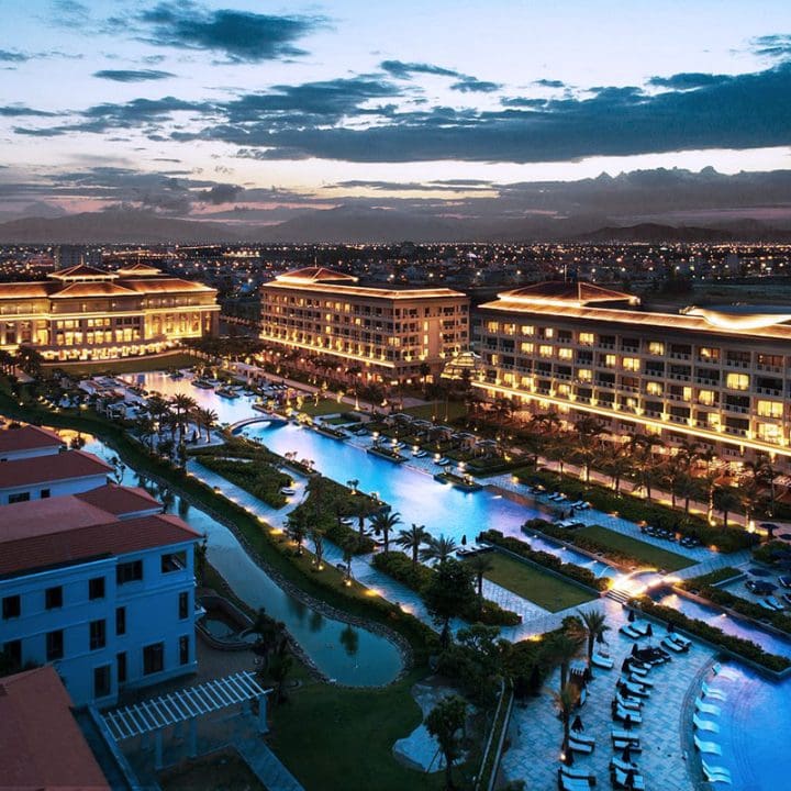 Khách sạn gần biển Mỹ Khê Đà Nẵng - gọi tên top 10 khách sạn được xếp hạng cao nhất trên TripAdvisor Sheraton Grand Danang Resort & Convention Center