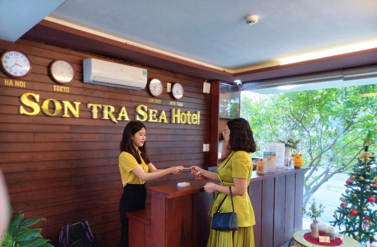 Top 10 Khách Sạn Giá Rẻ Quận Sơn Trà Đà Nẵng - Sontra Sea Hotel