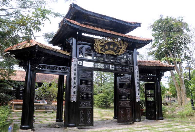 Những địa điểm ăn chơi Đà Nẵng 4 Những Địa Điểm Ăn Chơi Đà Nẵng - Làng Cổ Phong Nam